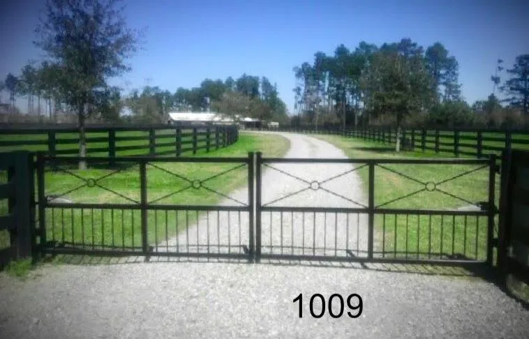 Classic Farm Gate